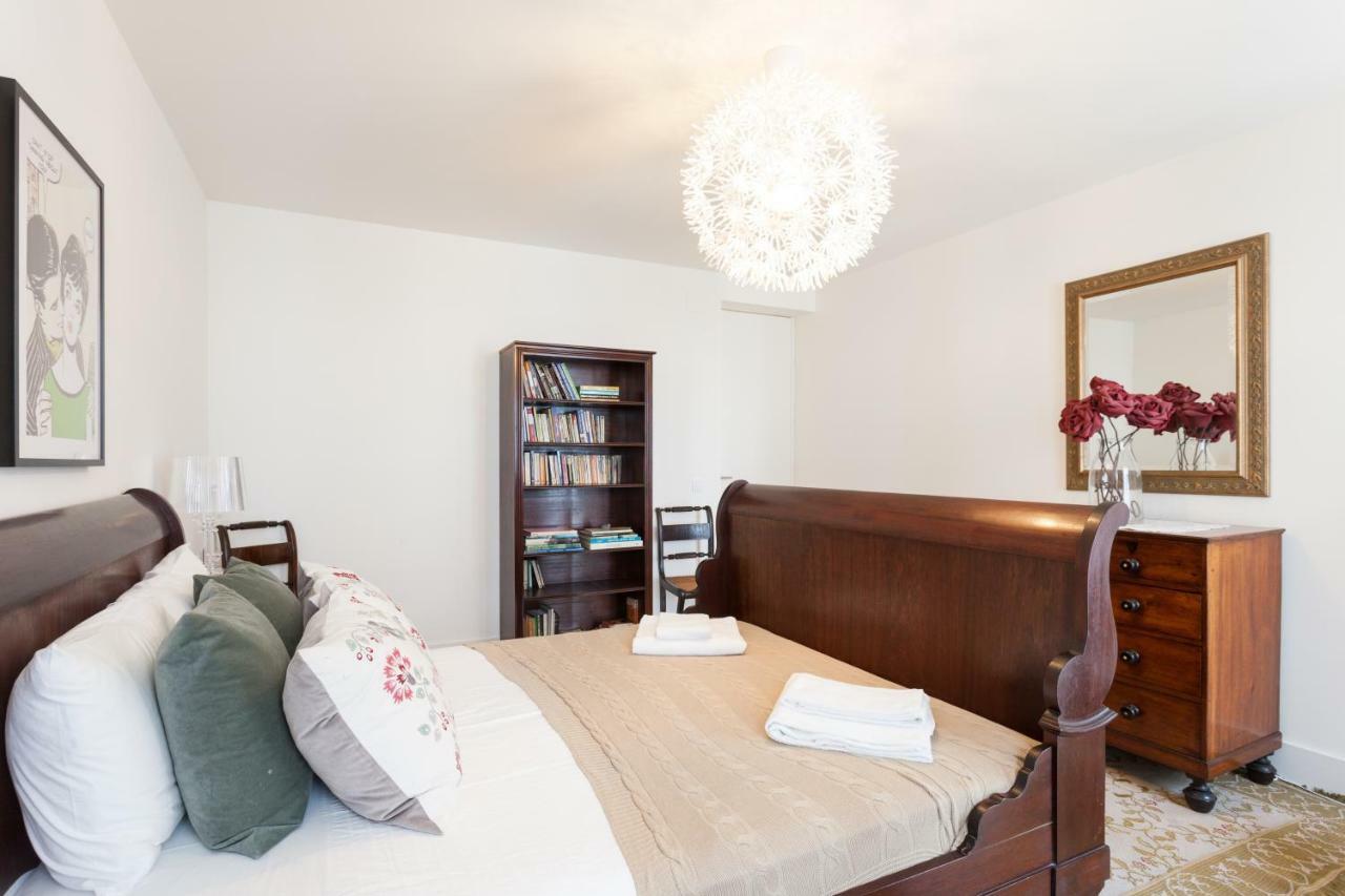 Flh Principe Real Apartment With Terrace And View Lisbona Esterno foto
